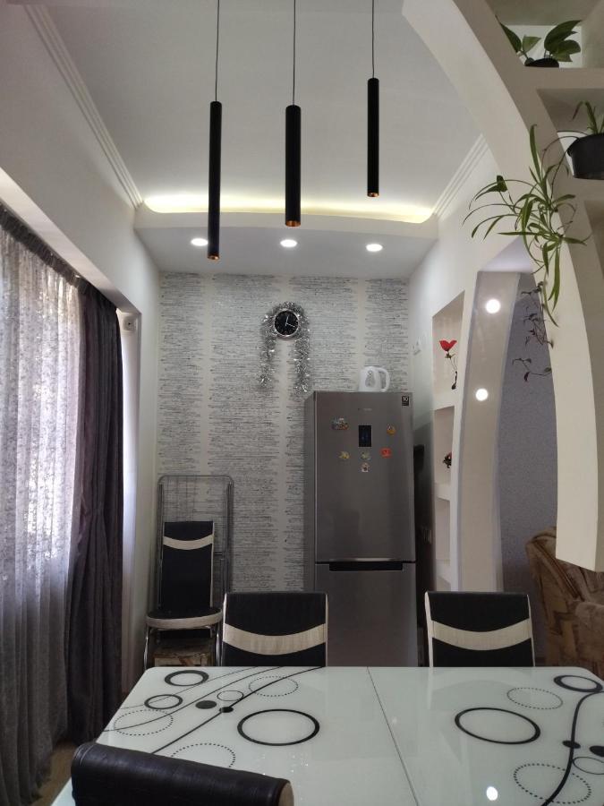 Apartment For You Tbilisi Eksteriør billede
